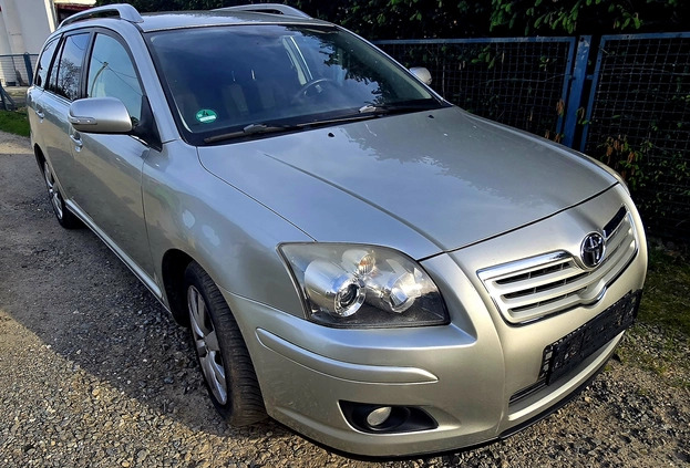 Toyota Avensis cena 11900 przebieg: 299000, rok produkcji 2006 z Żuromin małe 56